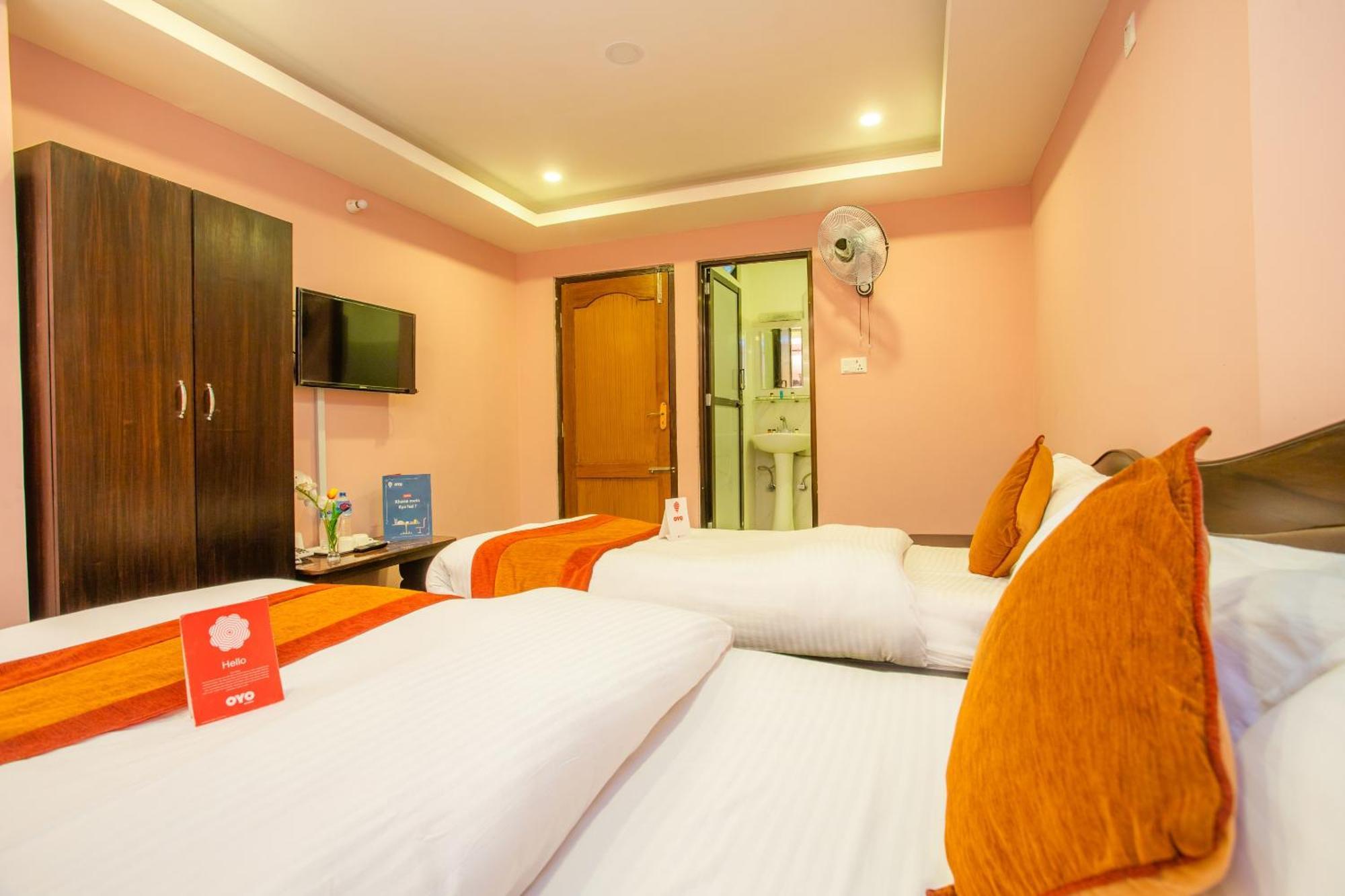 Oyo 137 Hotel Pranisha Inn Pashupatinath Экстерьер фото